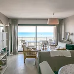 T2 En Front De Avec Balcon, Garage Et Ascenseur, - Fr-1-197-475 Apartament Les Sables-dʼOlonne