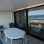 T2 En Front De Avec Balcon, Garage Et Ascenseur, - Fr-1-197-475 *